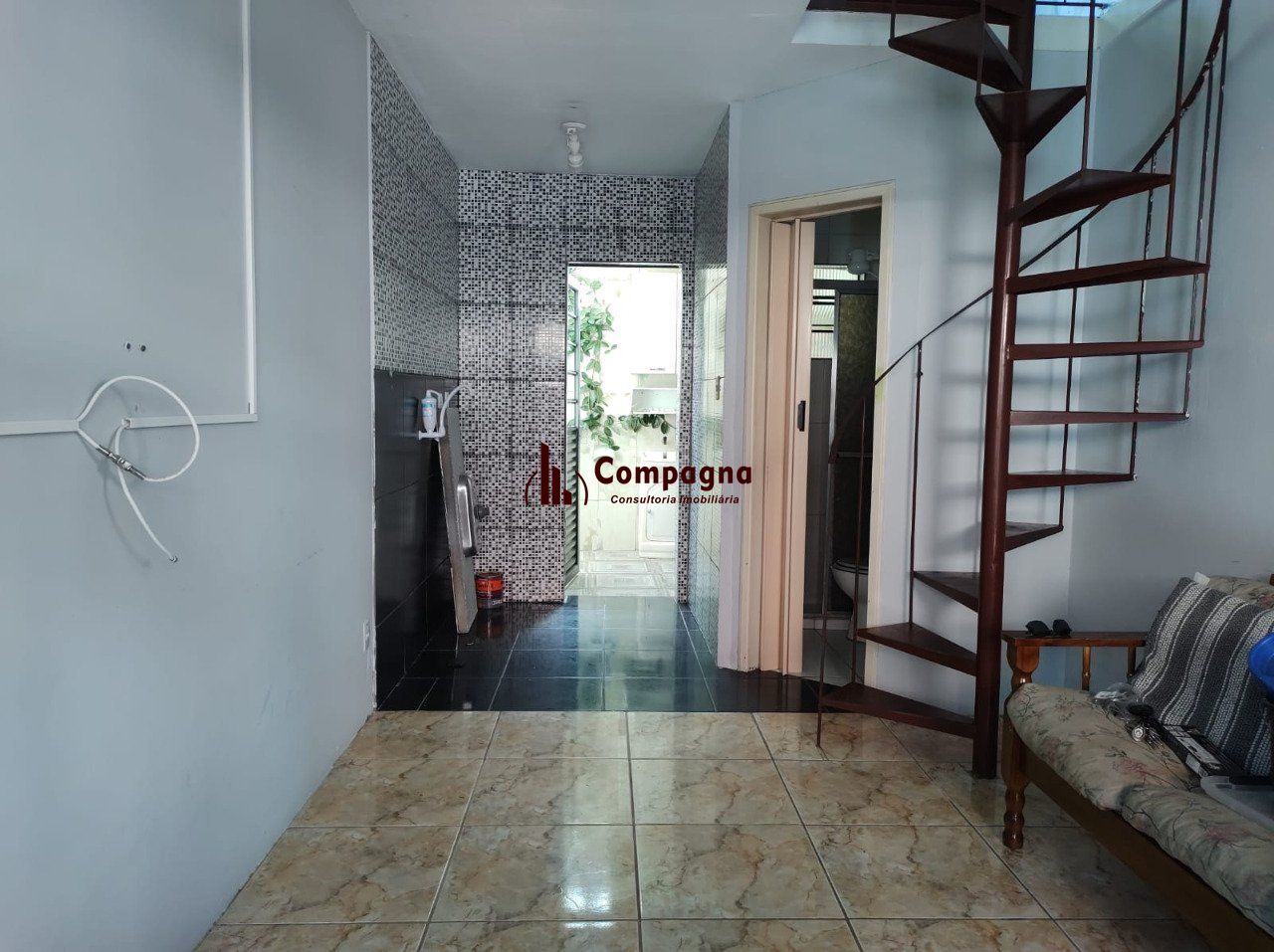 Casa Condominio para Venda - 36m², 2 dormitórios, 1 vaga - Guarujá, POA — foto 2