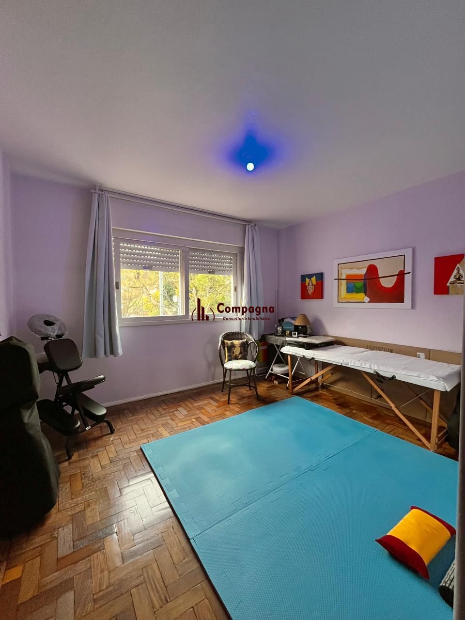 Apartamento a venda no bairro Cristal composto de dois dormitórios — foto 4