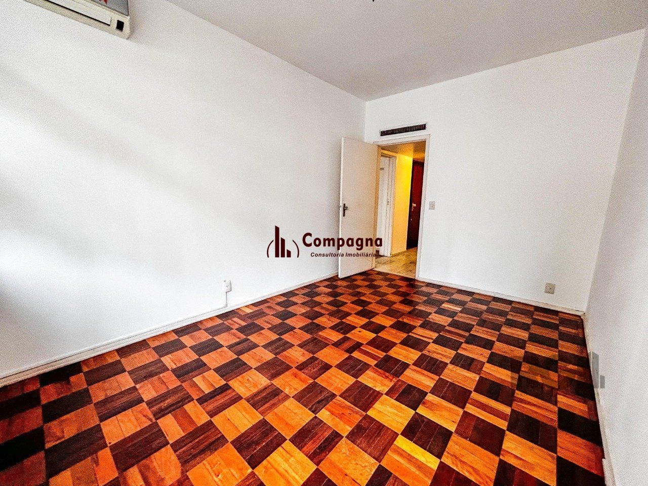 Apartamento no Centro de 3 dormitórios e vaga