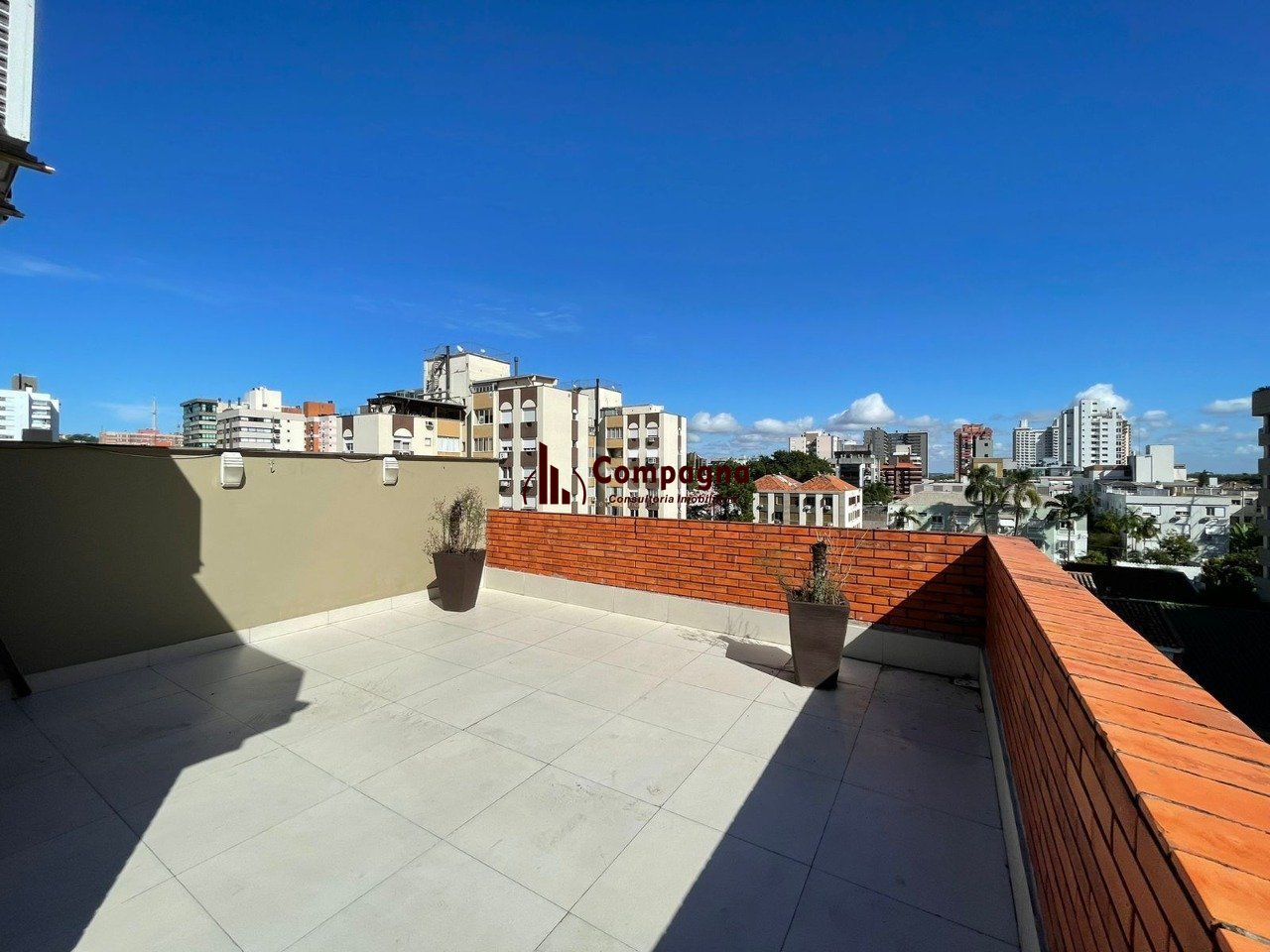 Cobertura a venda 5 Quartos, suíte e 2 vagas, no Bairro Menino Deus, Poa/RS — foto 3