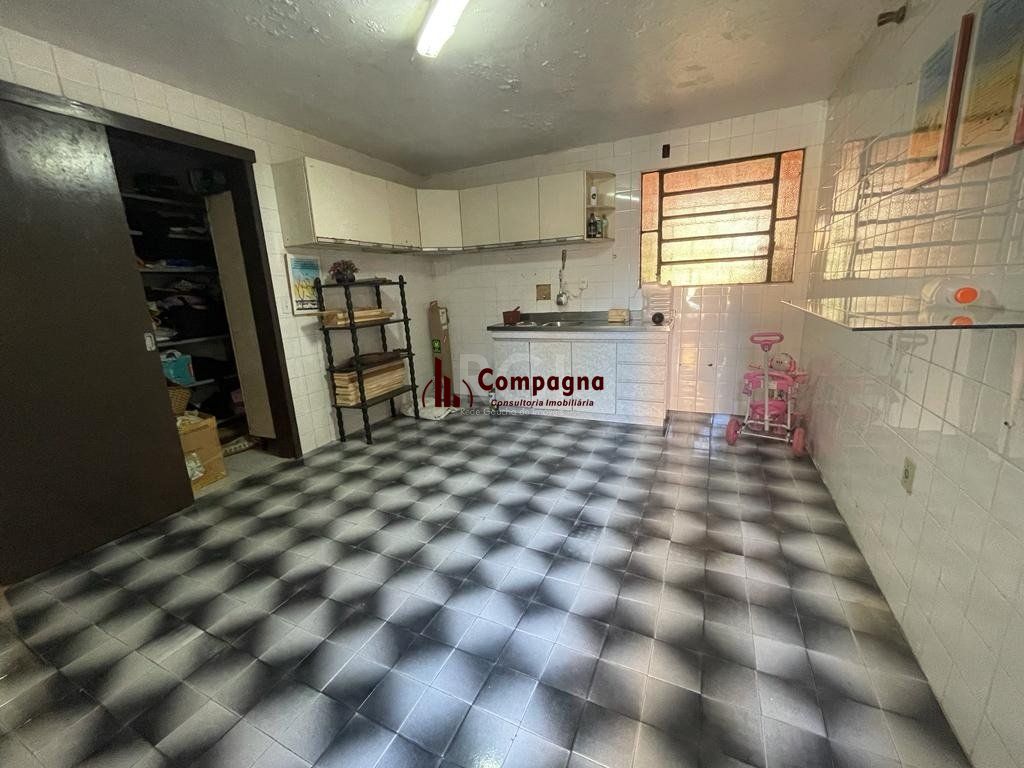 Casa para Venda - 400m², 5 dormitórios, sendo 3 suites, 4 vagas - Ipanema PORTO ALEGRE /RS — foto 4