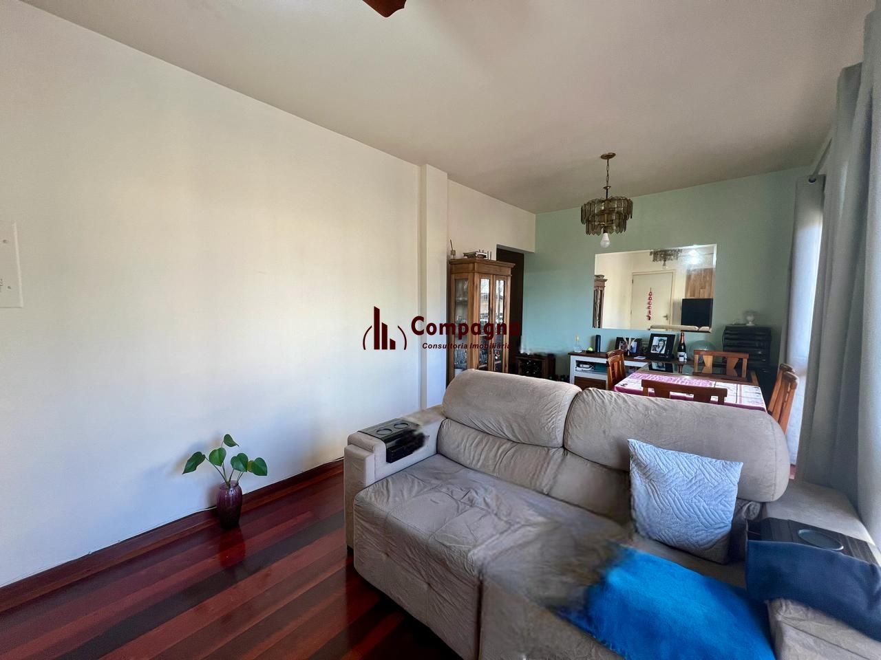 Apartamento 3 dormitorios, 1 suite, 2 vagas de garagem mais dependência de empregada no bairro tristeza. — foto 3