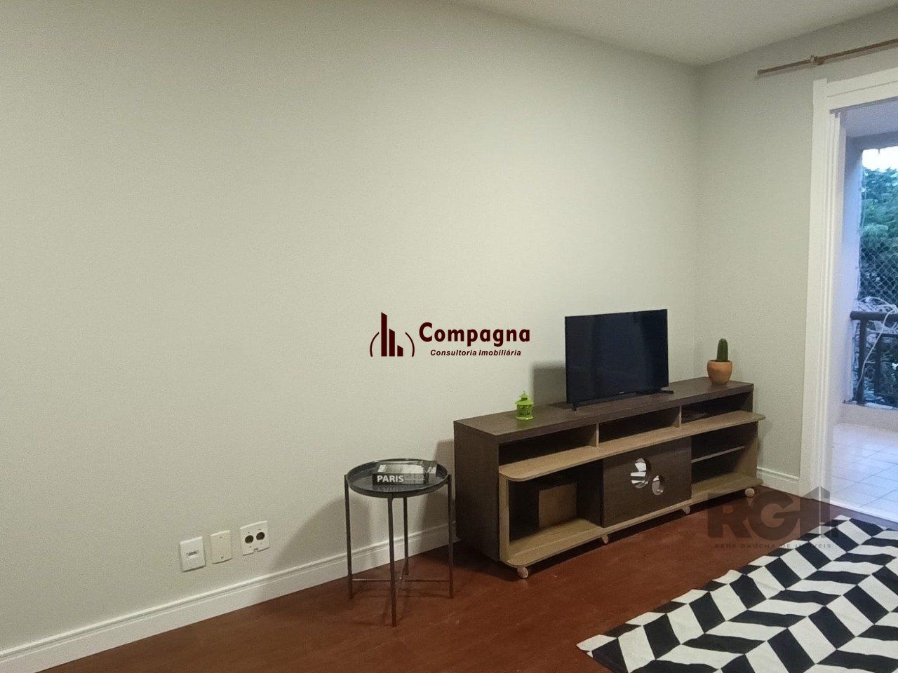 Apartamento para Venda  2 dormitórios, 1 vaga - Jardim do Salso — foto 2