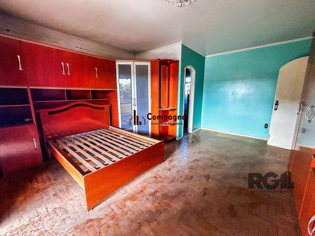 Casa com 2 salas comerciais, 3 quartos, vaga de garagem churrasqueira, suíte, no bairro Cavalhada, Porto Alegre/RS — foto 4