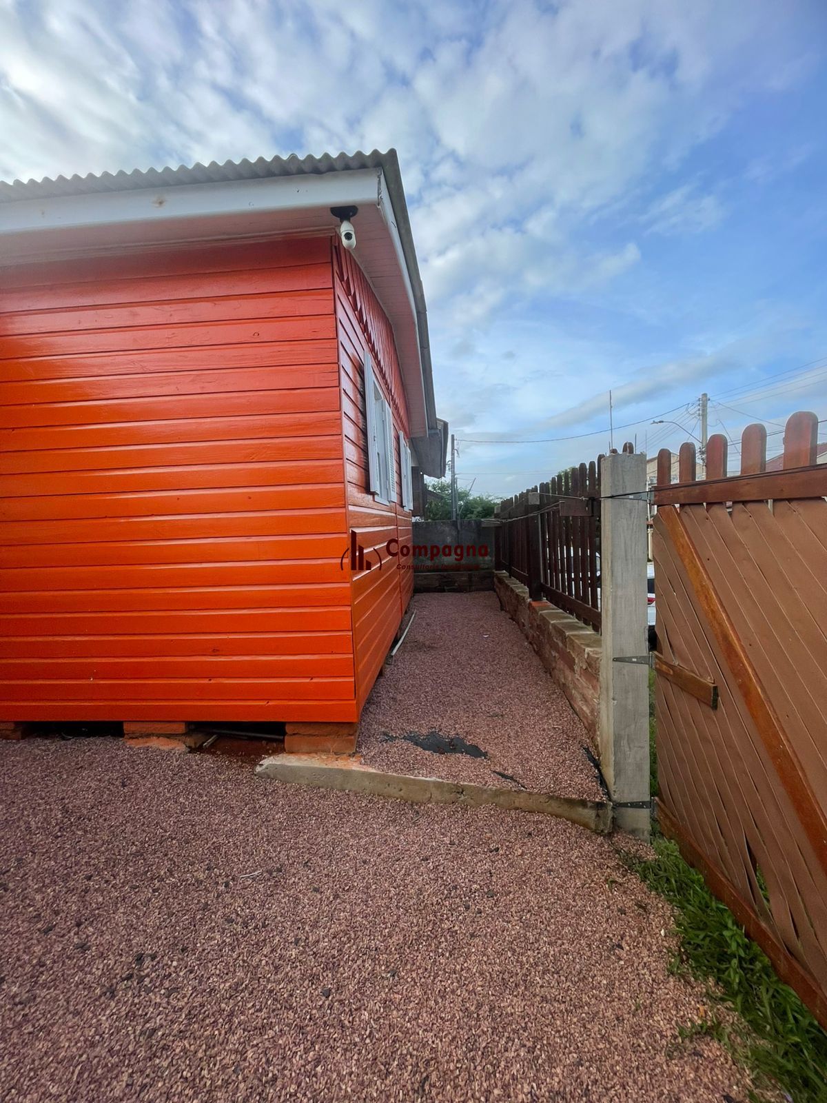 Terreno de esquina com 2 casas a venda, bairro Vila Nova, Porto Alegre, RS — foto 3