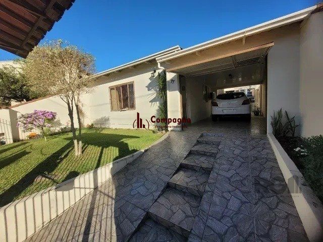 CASA 3 QUARTOS COM SUÍTE EM EXCELENTE LOCALIZAÇÃO EM SAPUCAIA DO SUL.