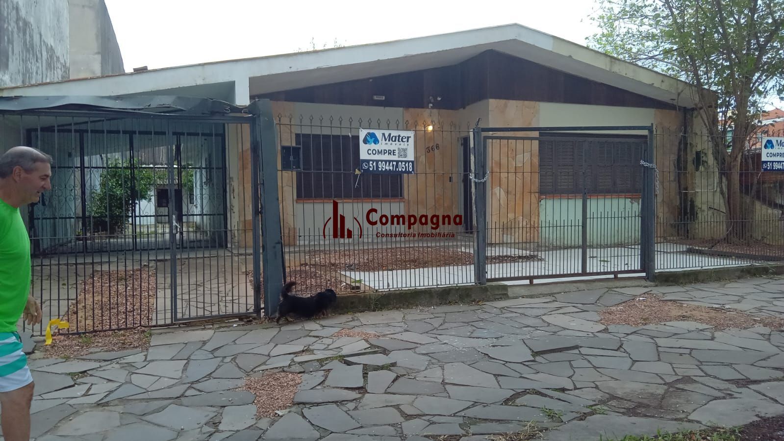 Casa Térrea com 3 dormitórios e 3 vagas de garagem