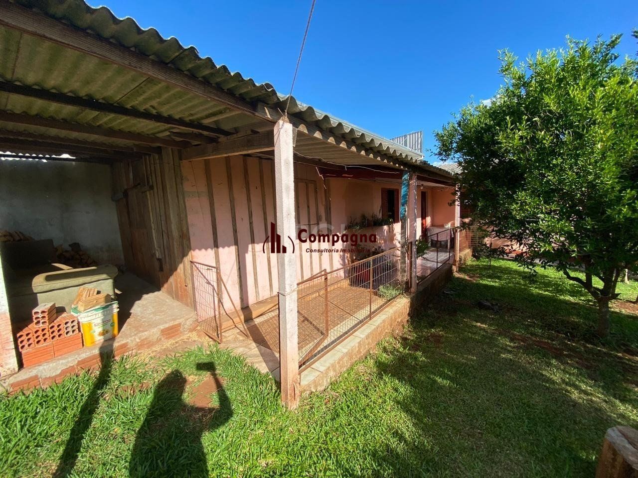 Casa com 3 quartos, 1 suíte, vaga, varanda, no bairro Hilda, Cruz Alta/RS — foto 5