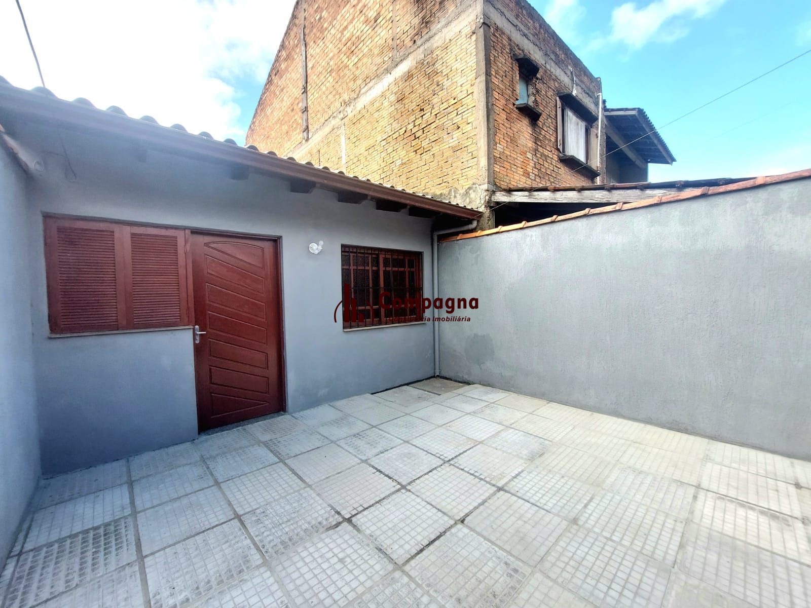 Casa mobiliada dois dormitórios e vaga no bairro  Hipica. — foto 3