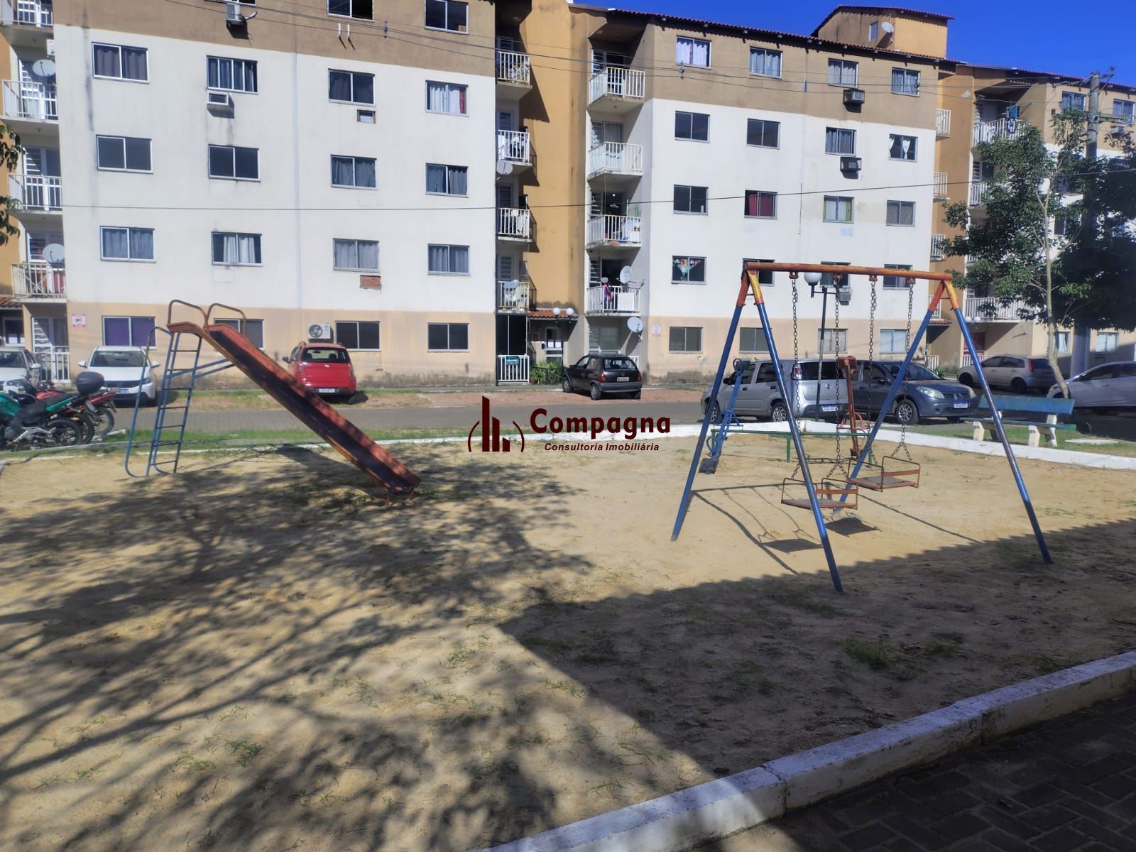 Apartamento de 2 dormitórios , sacada ,salão de festas com churrasqueira , portaria virtual , 1 vaga de garagem rotativa ! — foto 2
