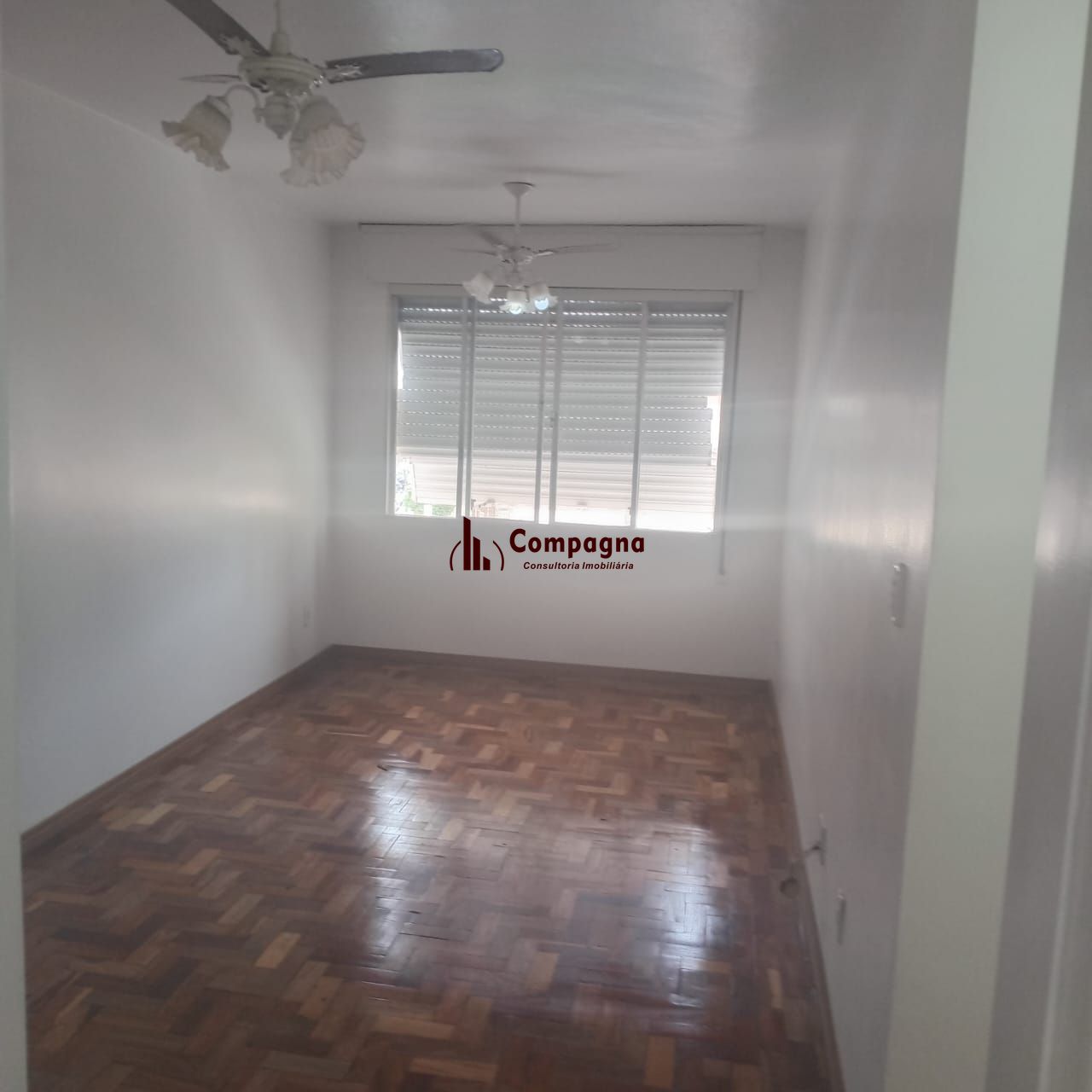 Apartamento com 02 Quartos e 02 Banheiros no Bairro Partenon em Porto Alegre — foto 2