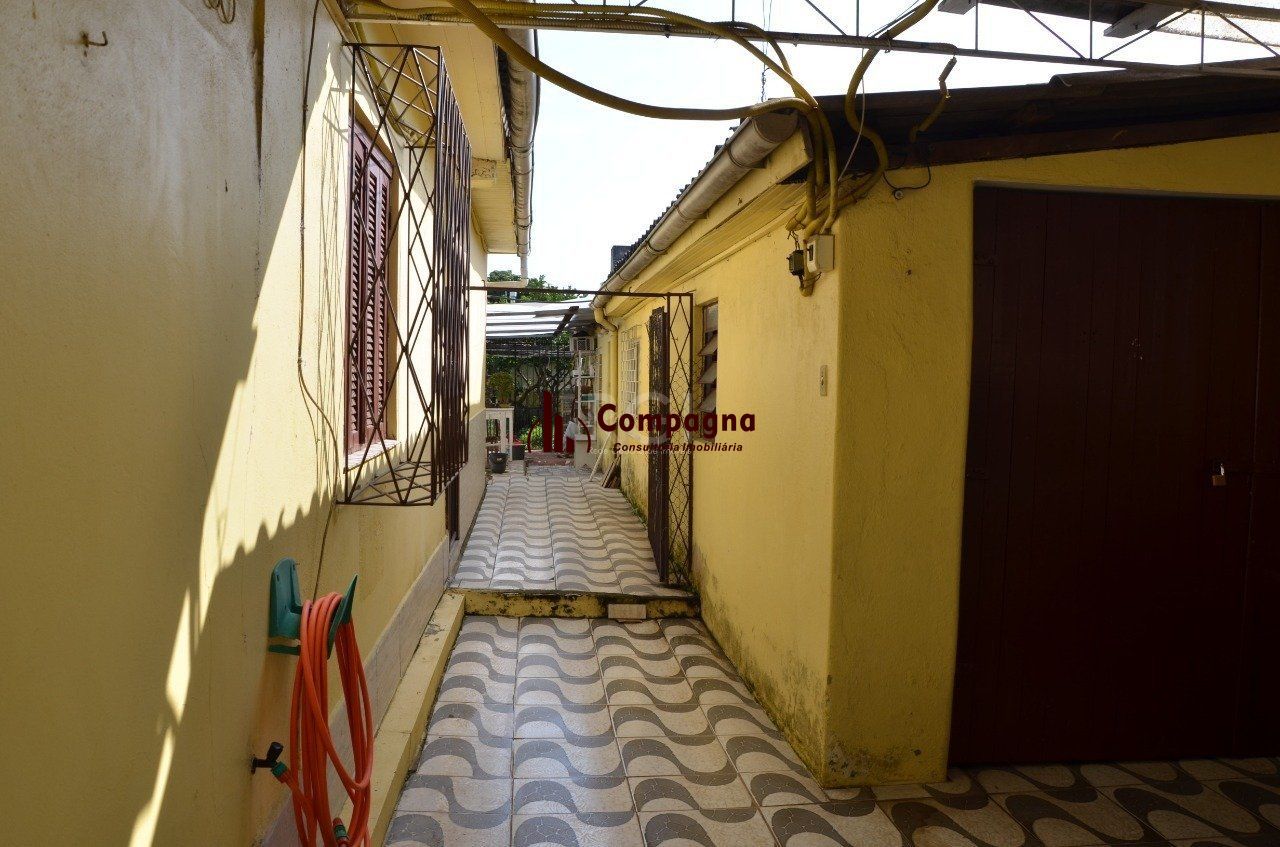 Casa Com 5 dormitórios no Bairro Partenon — foto 5