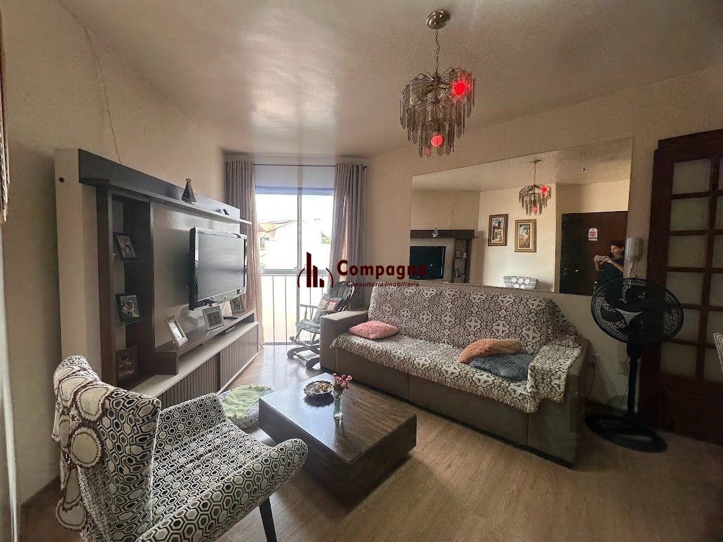 Apartamento a venda, dois dormitórios mobiliado no bairro Cristal. — foto 2
