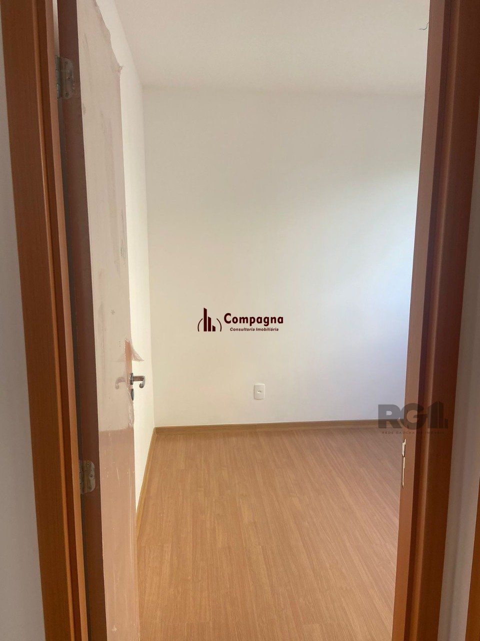 Apartamento com 2 quartos, vaga - 40,46m² no bairro Restinga, Porto Alegre/RS — foto 2
