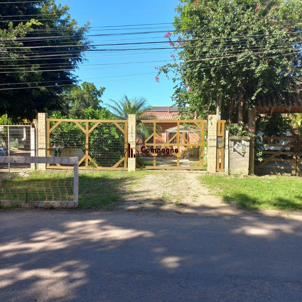 2 Casa com 4 quartos, 2 vagas de garagem, no bairro Belém Novo, Porto Alegre/RS — foto 2