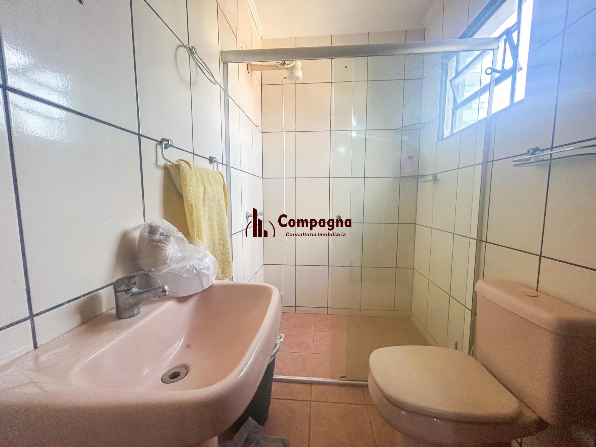 Ponto Comercial no Bairro Menino Deus. — foto 2