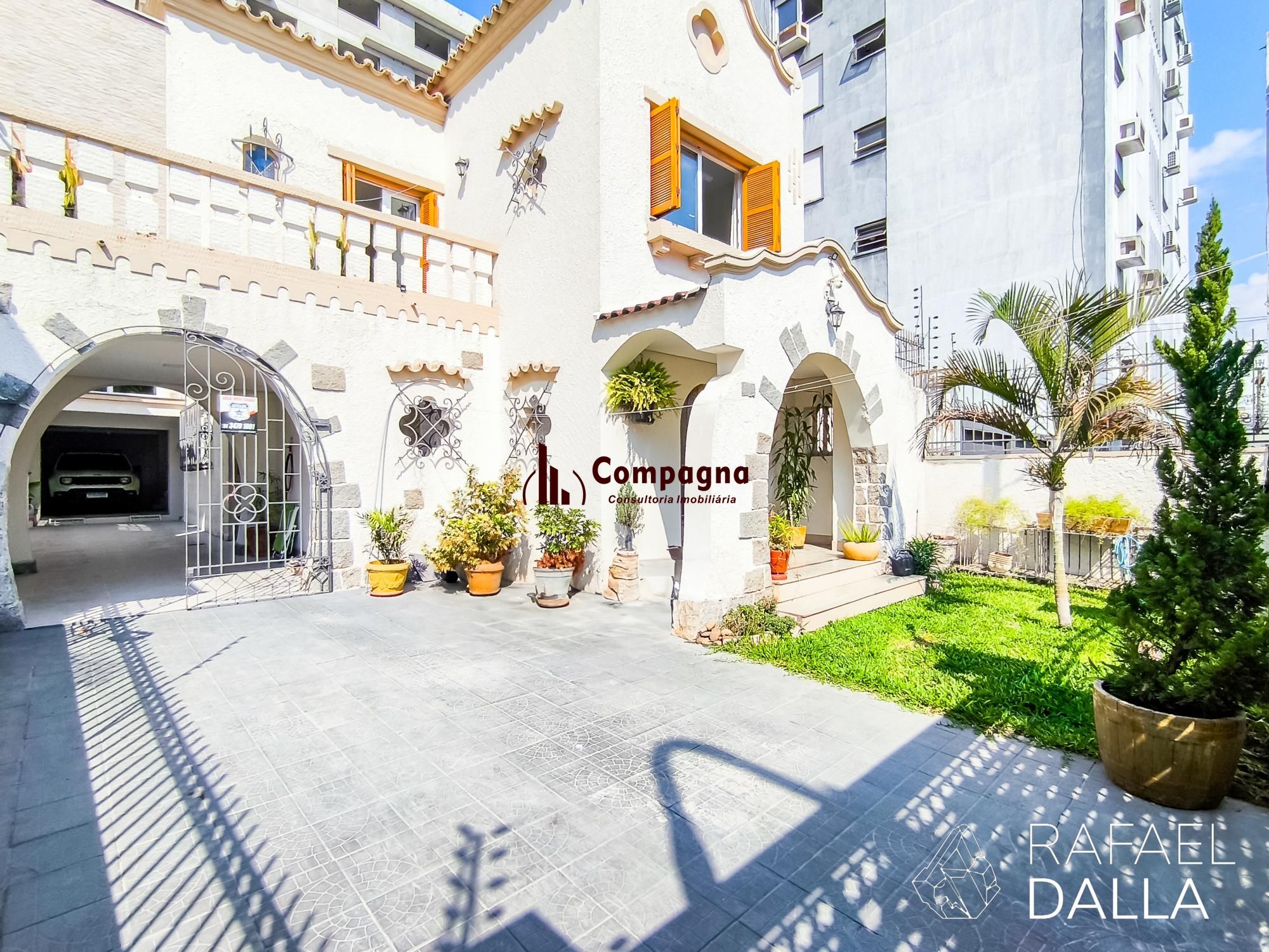 Casa com piscina e 5 vagas em frente ao Zaffari na Luiz Afonso — foto 2