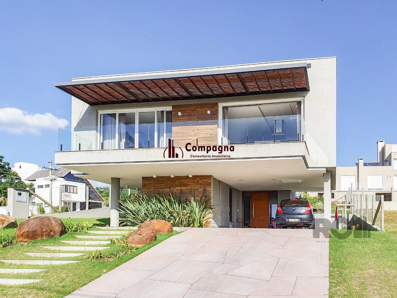 Casa Condominio para Venda - 293.86m², 3 dormitórios, sendo 3 suites, 2 vagas - Alphaville — foto 2