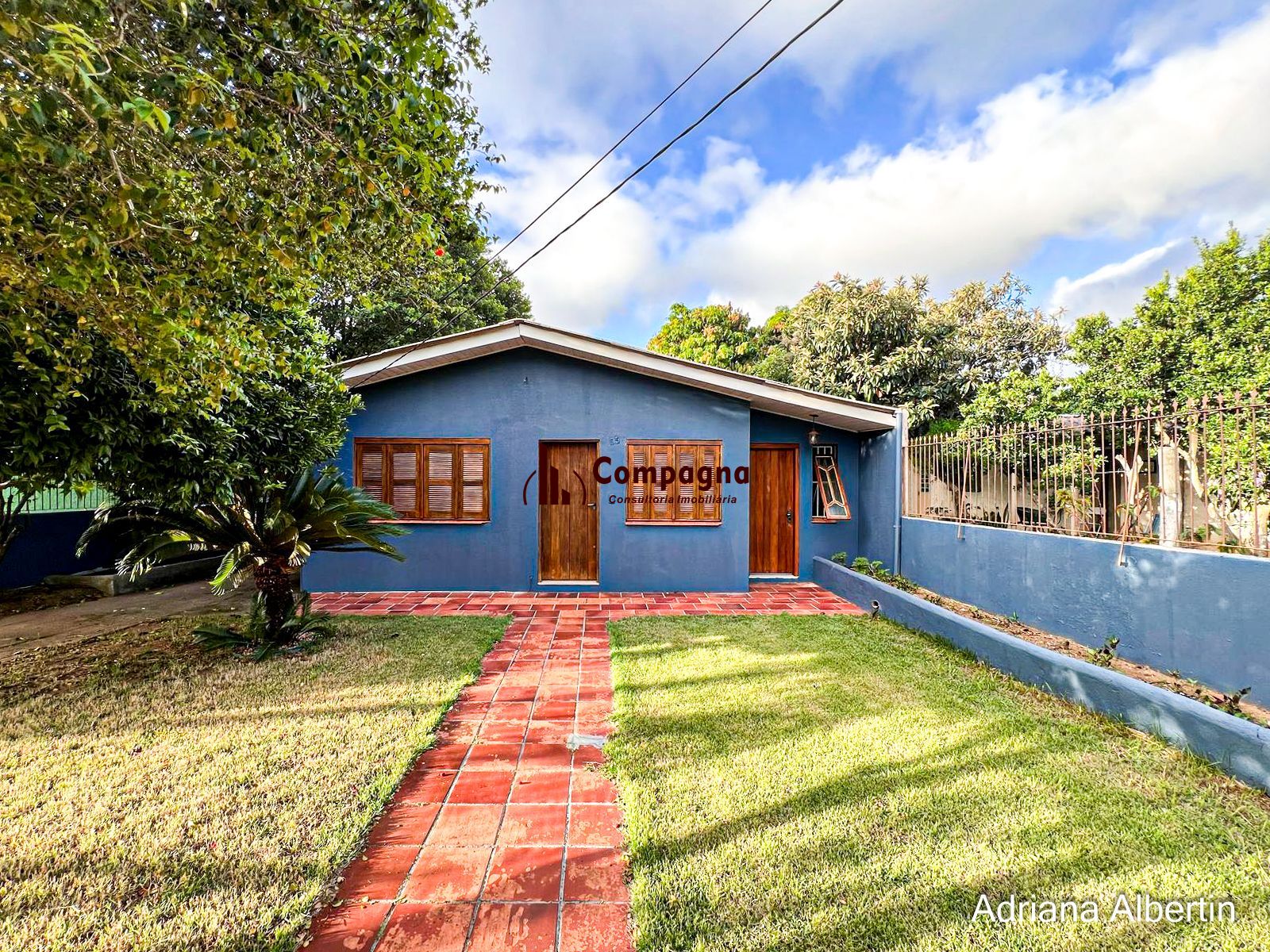 Casa para Venda - 180m², 3 dormitórios, sendo 1 suites, 2 vagas - Ipanema