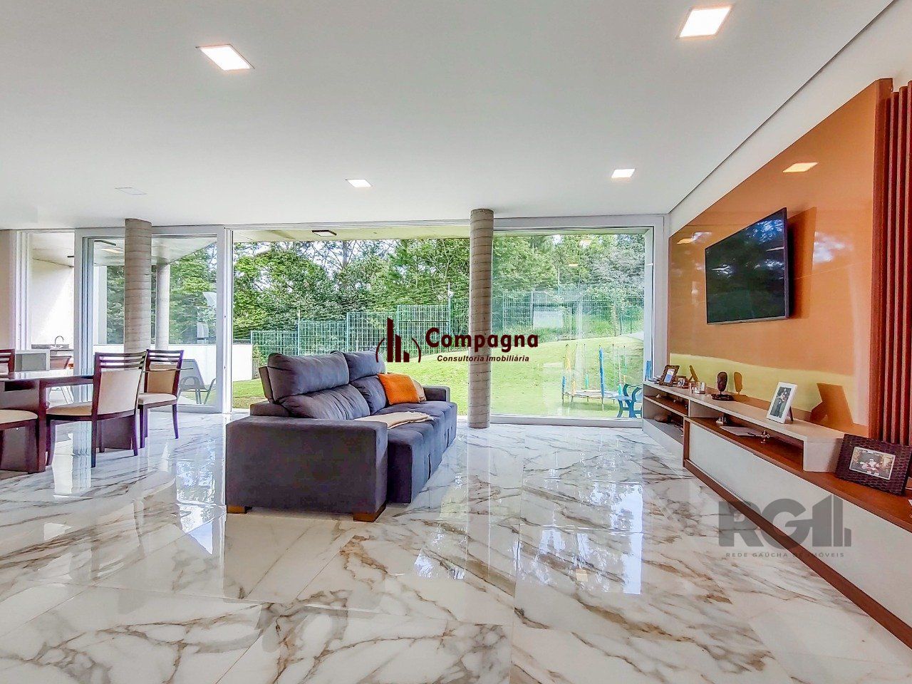 Casa com 284m² - em terreno de 566m² - Alphaville Porto Alegre — foto 5