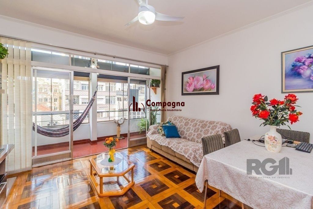 Excelente apartamento de 88m² com 3 dormitórios e sacada. — foto 2
