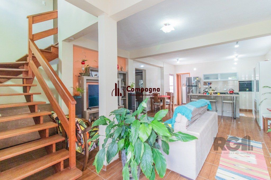 Casa com 3 dormitórios e 3 vagas no bairro Santa Tereza — foto 5