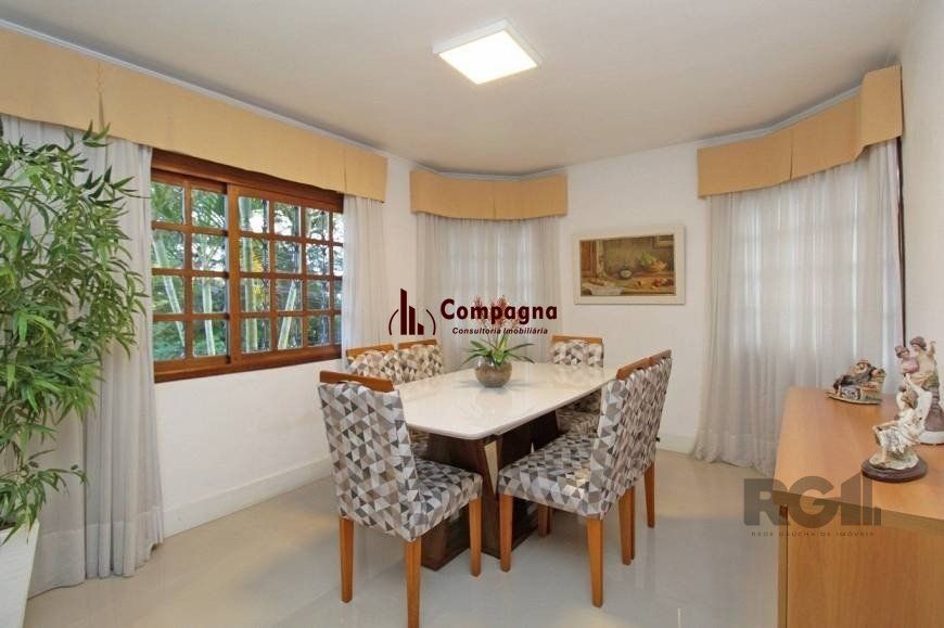 Casa 245m² - 3 dormitórios, 4 vagas no bairro Cavalhada — foto 5
