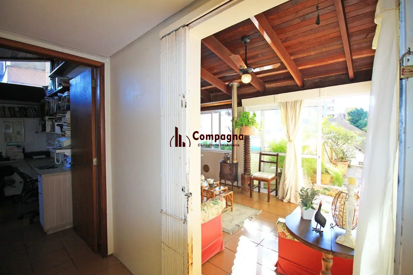 Apartamento Garden de 3 dormitórios à venda no Bairro Petrópolis. — foto 5