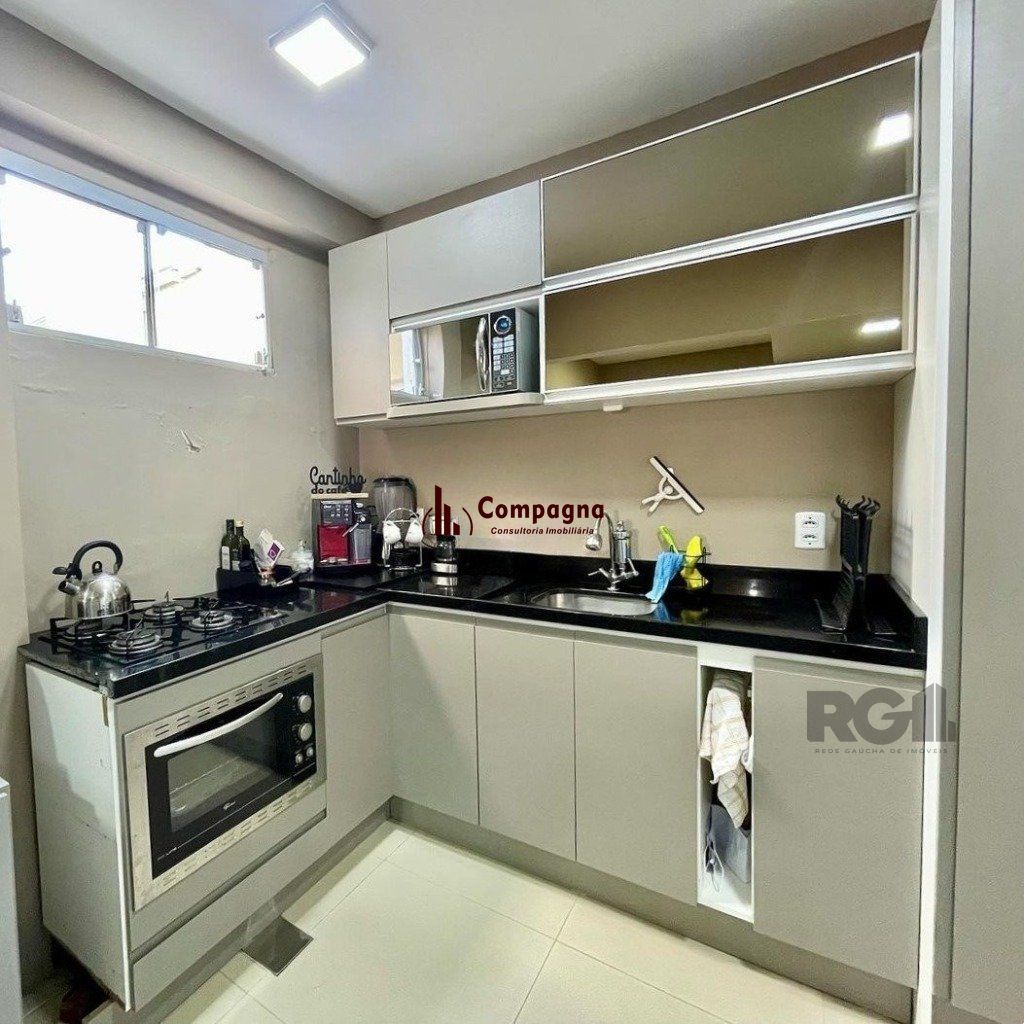Casa em condomínio fechado - 70m², 2 dormitórios, 1 vaga de garagem no bairro Humaitá — foto 5