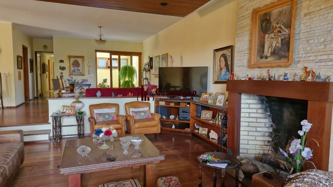 Casa de Cinema na Glória, com 500m² de área privada, 3 dormitórios, piscina, horta, lareira, elevador, gradeada 4 garagens — foto 4