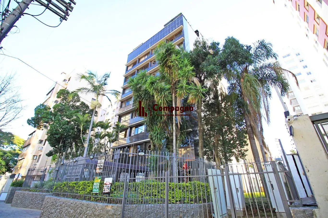 Apartamento Garden de 3 dormitórios à venda no Bairro Petrópolis.
