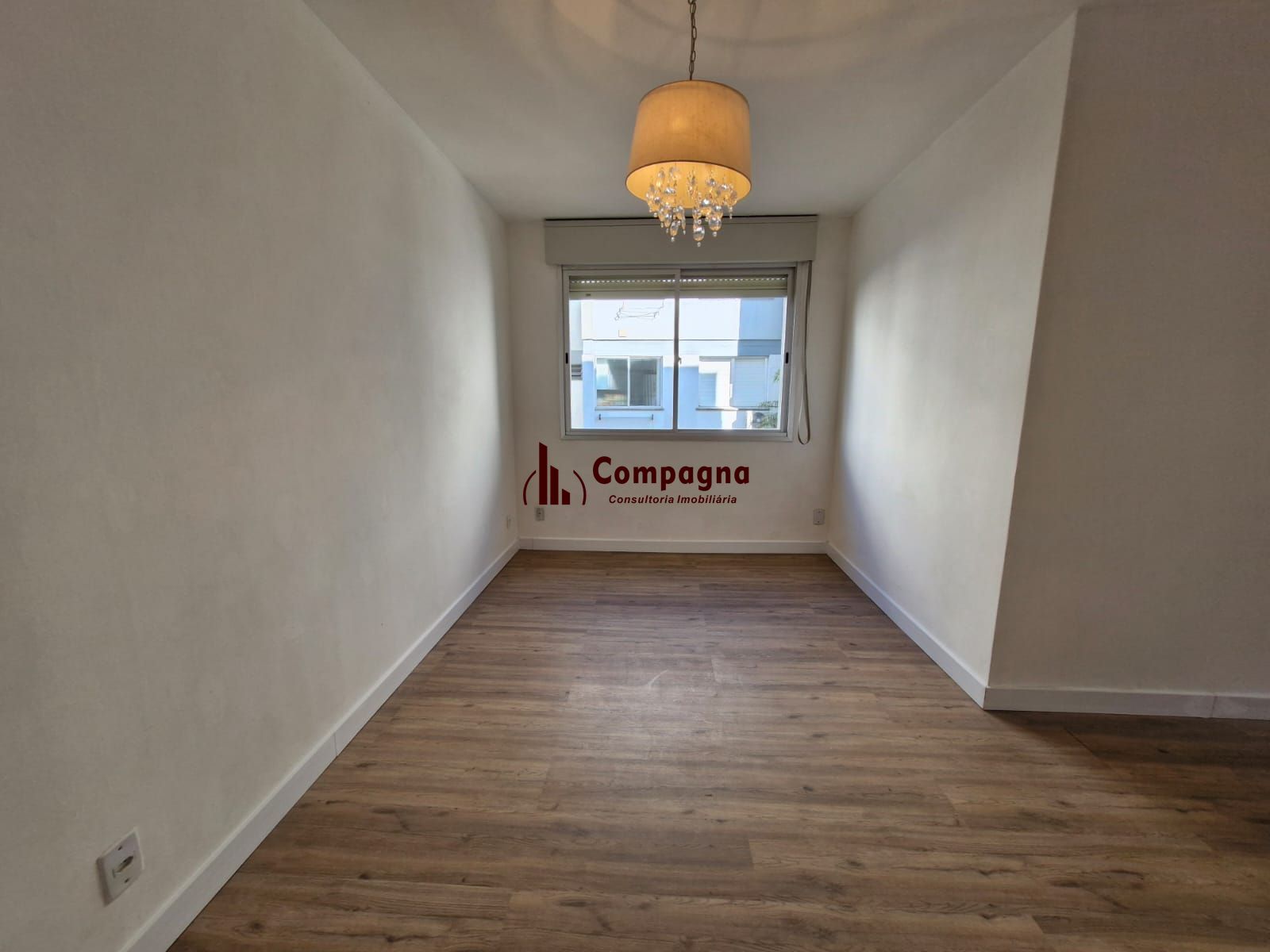 Apartamento 3 dormitórios na rua Corronel Massot, Cristal.