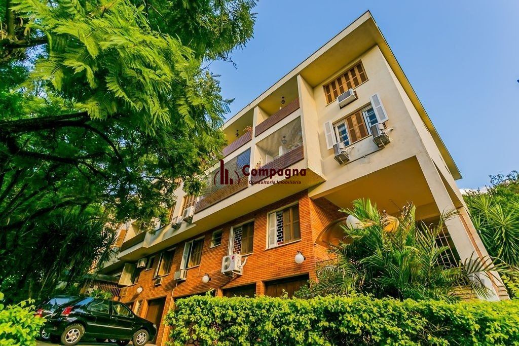 Apartamento térreo 67m² - 2 dormitórios e 1 vaga no bairro Higienópolis