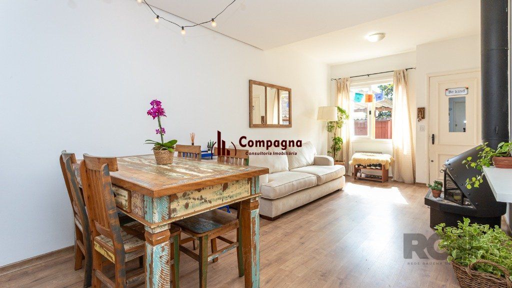 Casa em condomínio de 109m² - 3 dormitórios, 1 suíte e 1 vaga no bairro Teresópolis — foto 4