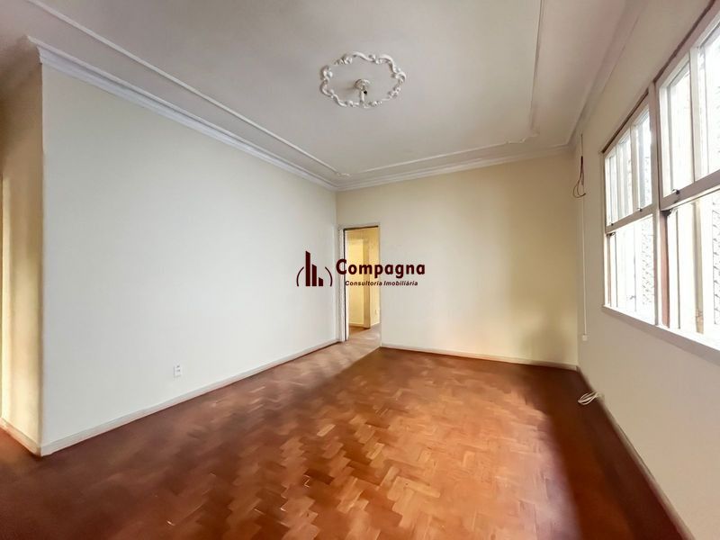 Casa 4 dormitórios no bairro Rio Branco em Porto Alegre para Alugar — foto 5