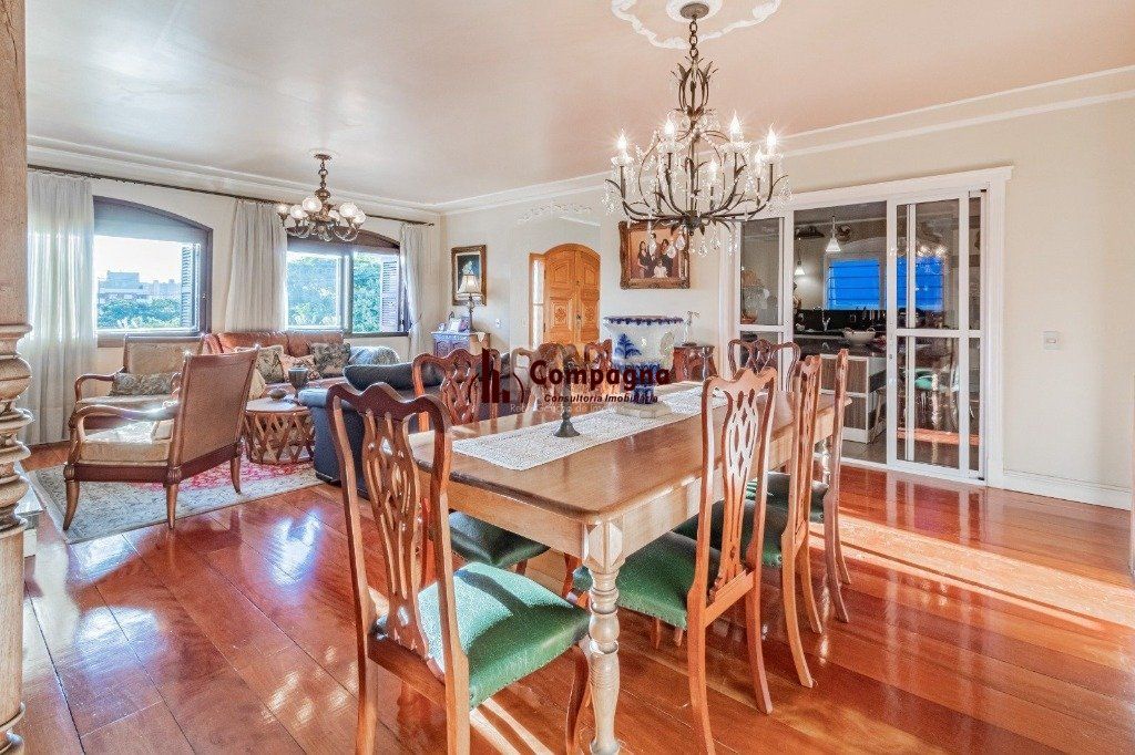 Casa de 3 dormitórios e 4 vagas de garagem no bairro Jardim Itu — foto 4