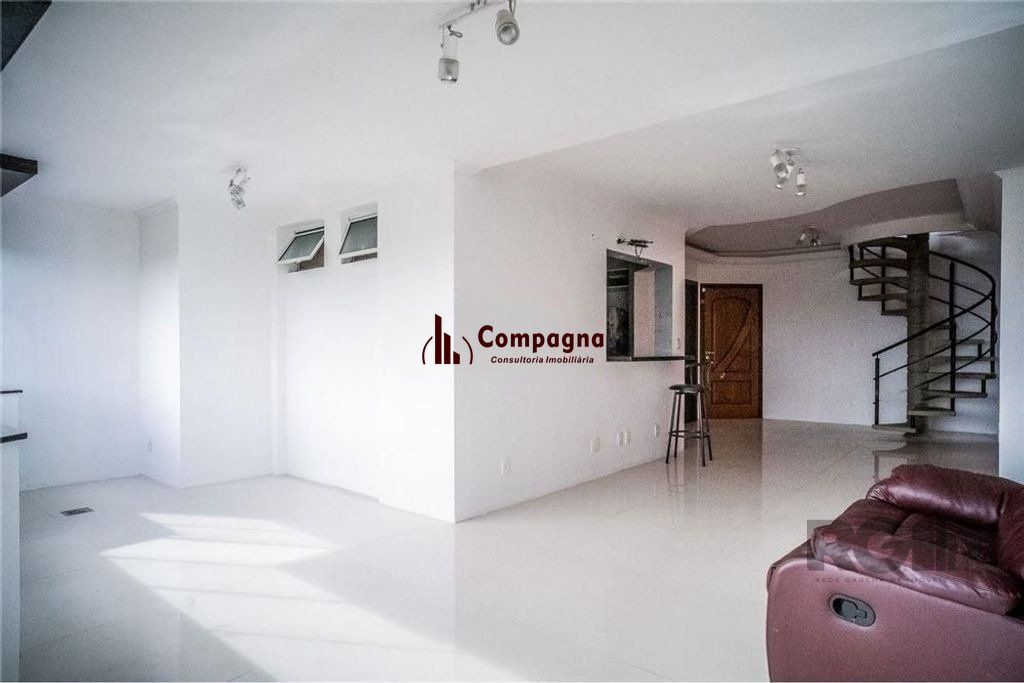 Excelente cobertura de 255m² com 3 dormitórios e 2 vagas. — foto 2
