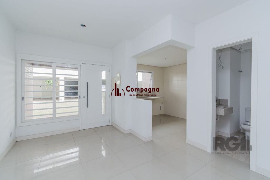 Excelente casa em condomínio de 251m² com 3 suítes e elevador! — foto 2