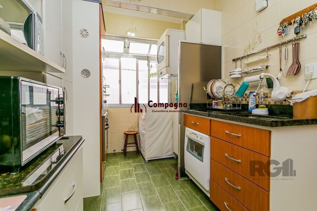 Apartamento 2 dormigtórios à venda Rua Teixeira de Freitas, Santo Antônio - Porto Alegre — foto 3