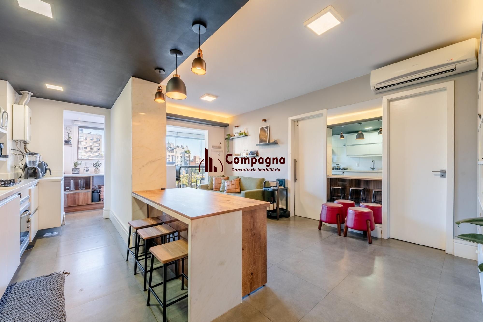 Apartamento de 1 dormitório á venda em Três Figueiras, Porto Alegre. — foto 3