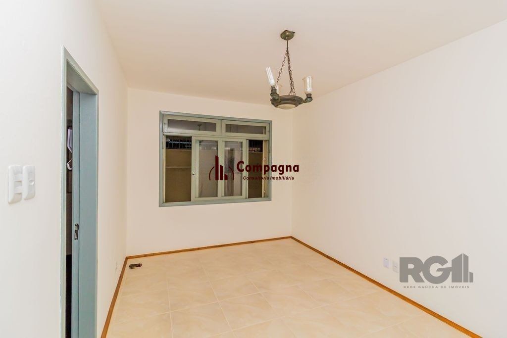 Excelente apartamento de 92m² com 2 dormitórios no bairro Bom Fim.