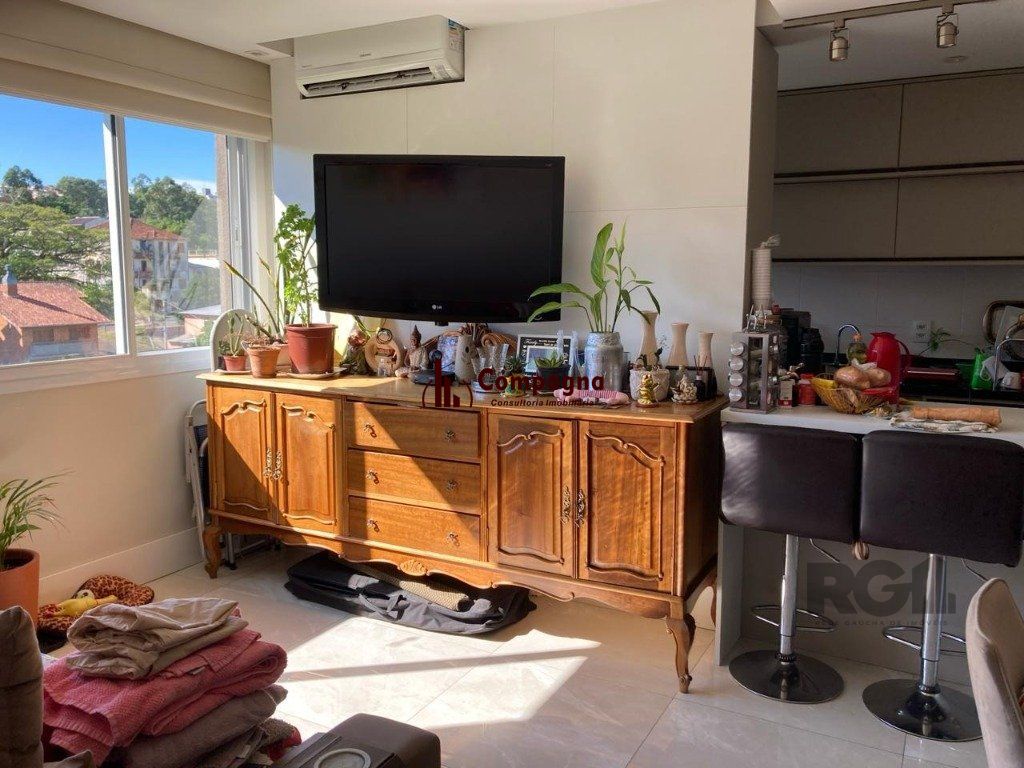 Apartamento de 2 quartos , suite ,  garagem em Condomínio Clube no bairro Teresópolis — foto 2
