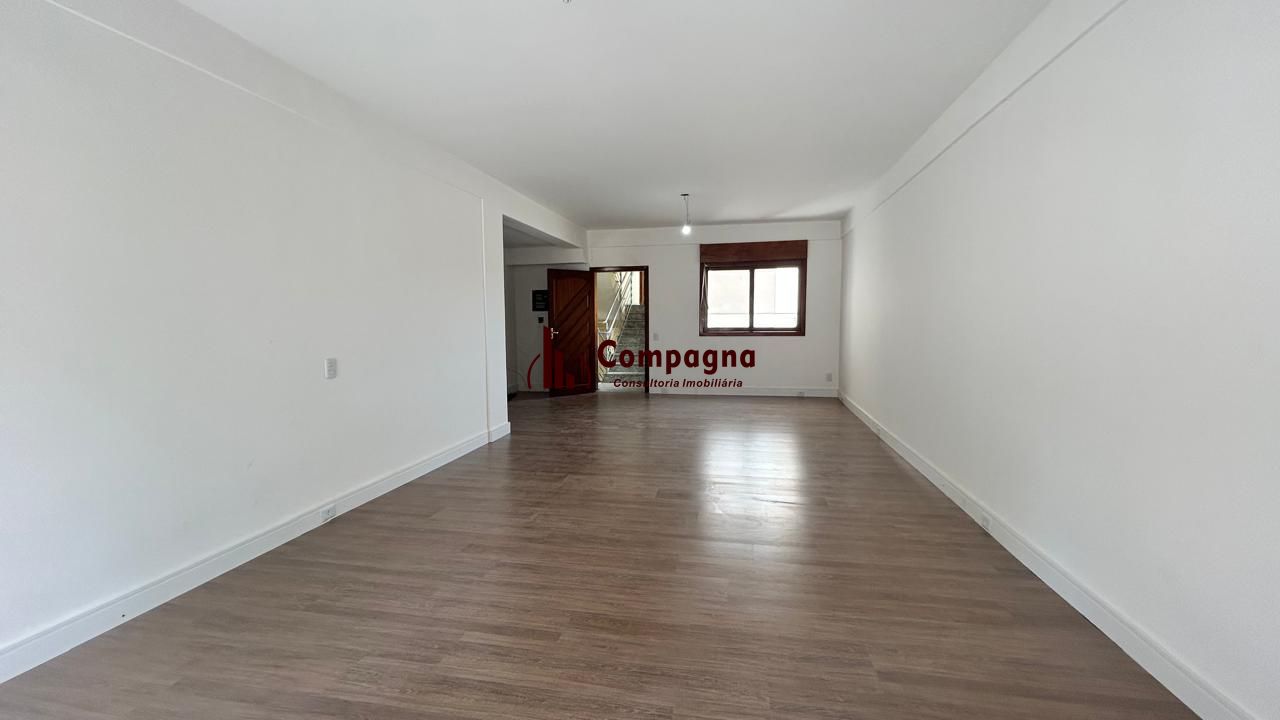 Apartamento 2 dormitórios no bairro Medianeira em Porto Alegre para Alugar — foto 3