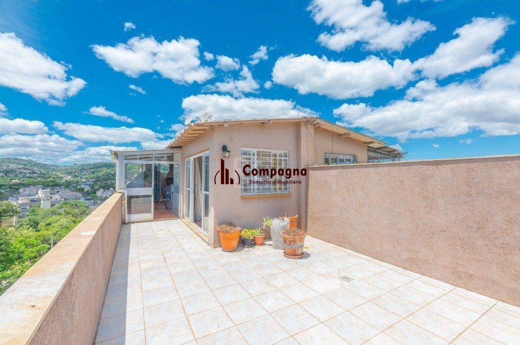 COBERTURA 2 DORMITÓRIOS, TERESÓPOLIS, 147 M²