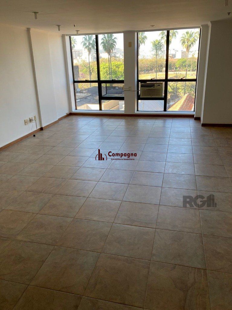 Sala Comercial, 42m², 1 vaga no bairro Bom Fim — foto 4