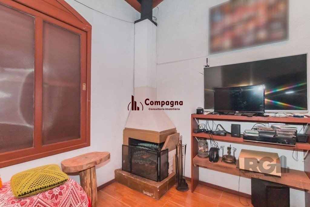 Casa de 2 dormitórios, no bairro Bom Jesus — foto 4