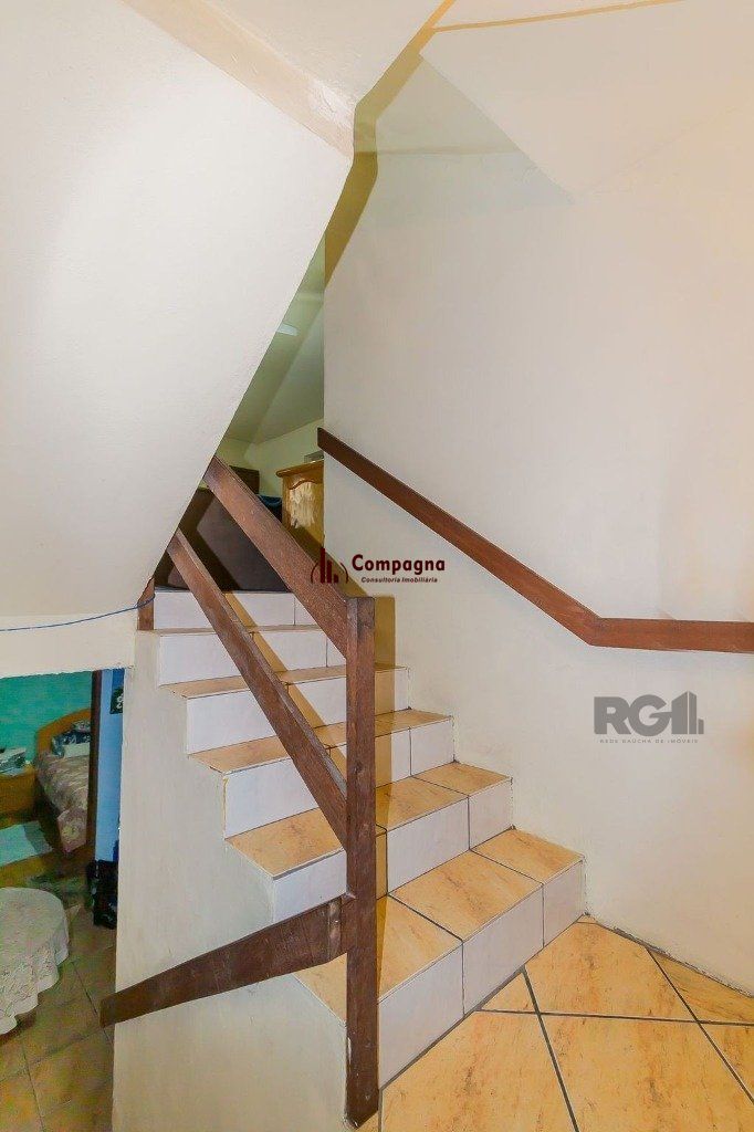 Casa 242m² - 5 dormitórios, 6 vagas no bairro Cristo Redentor — foto 5