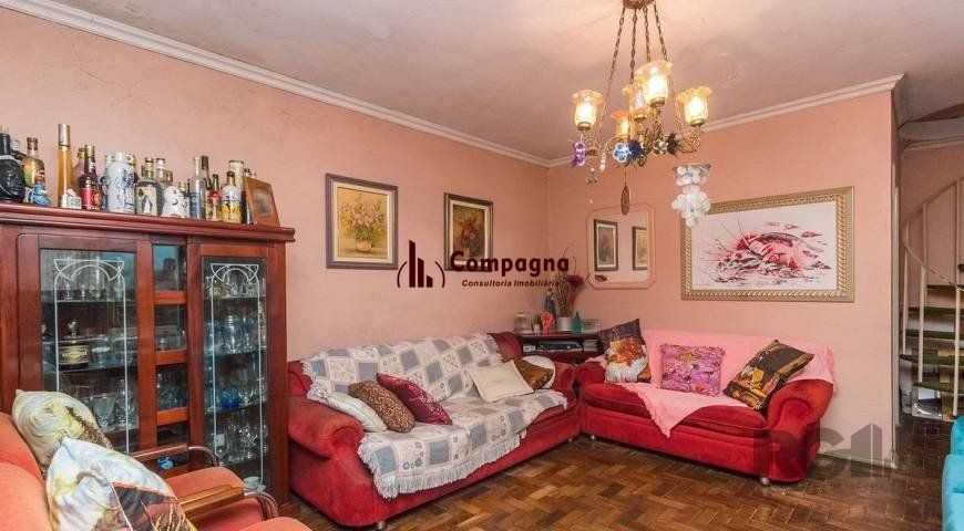 Casa 250m² - 5 dormitórios, 2 suítes e 4 vagas no bairro Santa Maria Goretti — foto 2