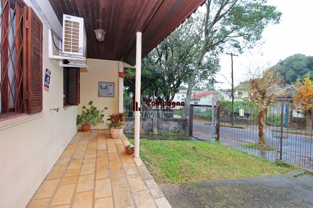 Casa para Venda - 150m², 4 dormitórios, sendo 1 suites, 3 vagas - Nonoai — foto 5
