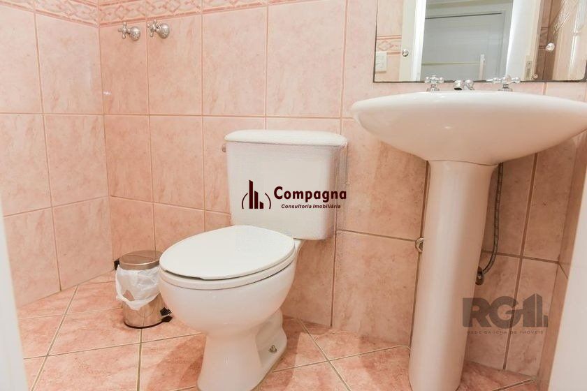 Casa de 197m² - 5 dormitórios, 3 vagas no bairro Rubem Berta — foto 5